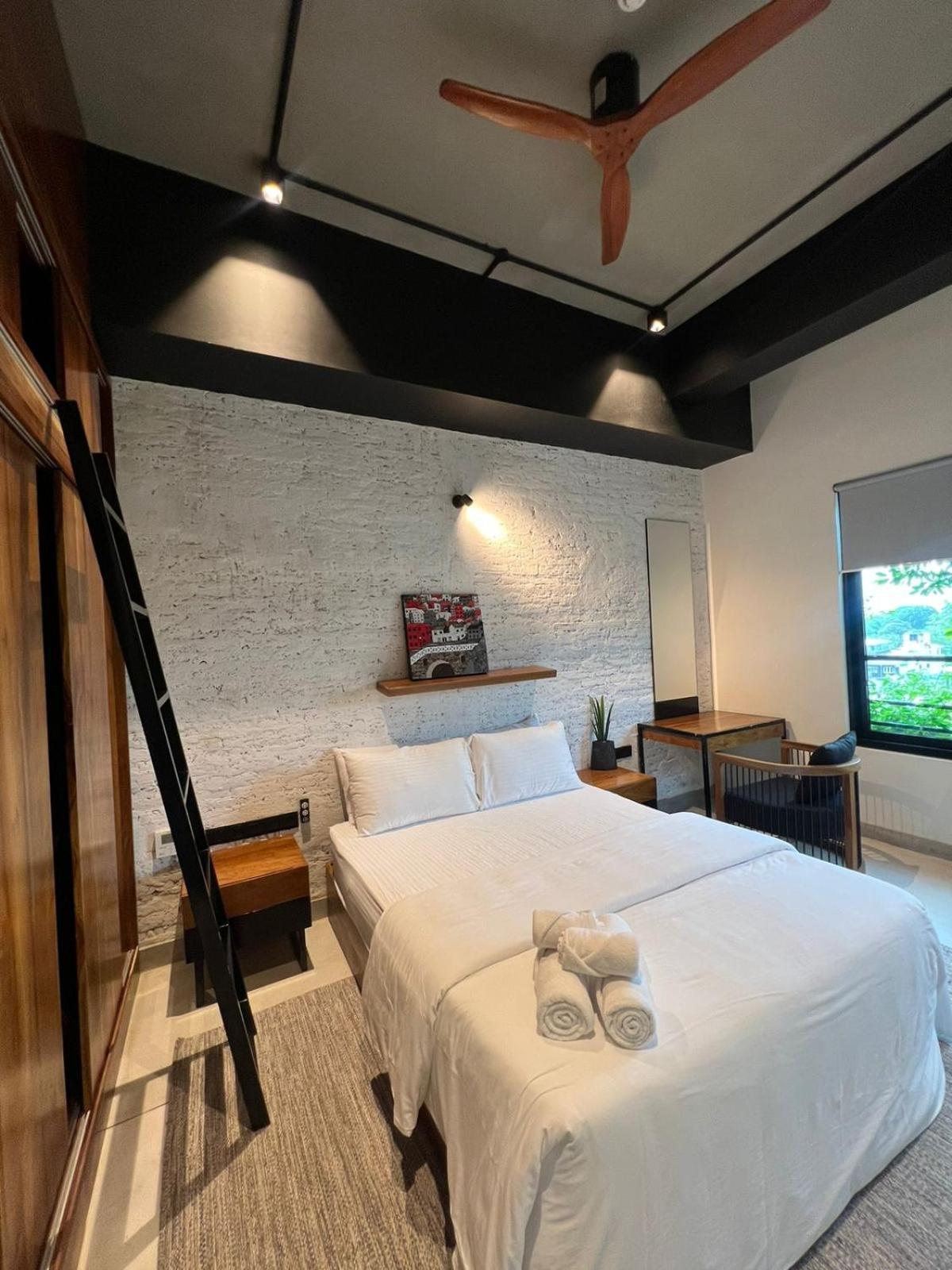 Vaux Park Street - A Collection Of 8 Luxury Lofts Aparthotel Colombo Exterior photo