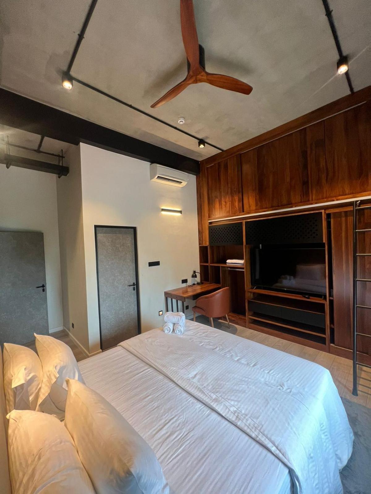 Vaux Park Street - A Collection Of 8 Luxury Lofts Aparthotel Colombo Exterior photo